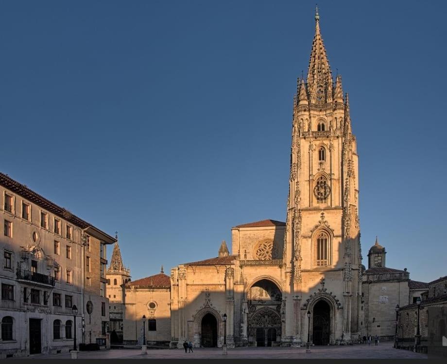 Alojamiento Oviedo 2 Con Parking المظهر الخارجي الصورة